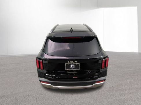 New 2026 Kia Sorento S w/ S Panoramic Sunroof Package FWD image 37