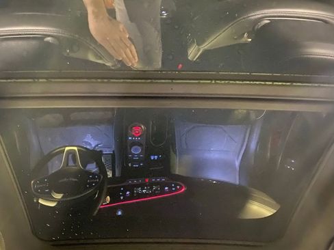 Certified 2025 Genesis GV70 3.5T Sport w/ Sport Prestige Package image 27