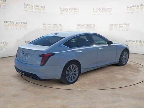 Used 2022 Cadillac CT5 Luxury w/ Cold Weather Package RWD image 5