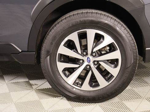 Used 2023 Subaru Outback Premium image 18