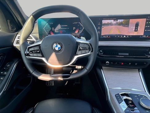 Used 2025 BMW 330i Sedan RWD image 5