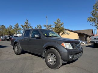 Used 2011 Nissan Frontier PRO-4X video 1