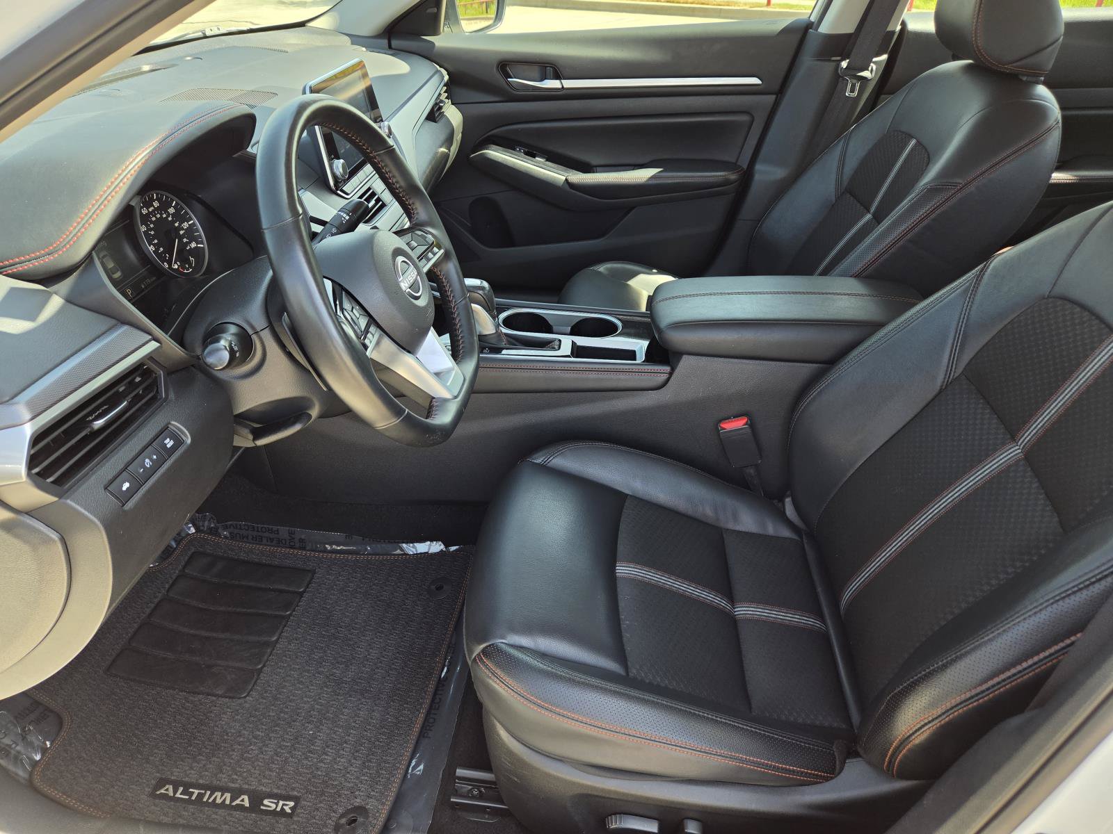 Used 2025 Nissan Altima 2.5 SR FWD image 24