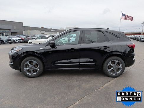 Certified 2023 Ford Escape ST-Line w/ Tech Pack #1 AWD/4WD image 4
