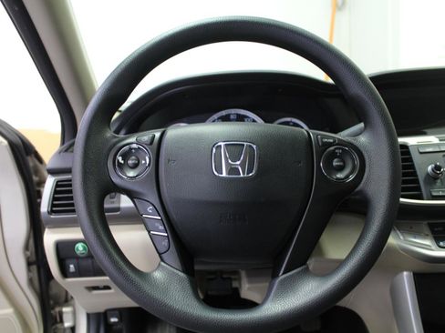 Used 2014 Honda Accord LX image 8