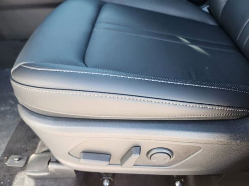 New 2026 Kia Sorento EX image 8