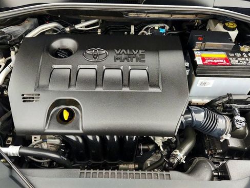 Used 2018 Toyota C-HR XLE image 26