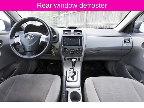 Used 2013 Toyota Corolla LE image 10