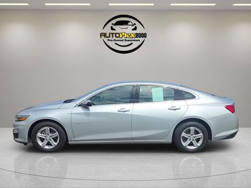 Used 2022 Chevrolet Malibu LS w/ Driver Confidence Package II FWD image 4