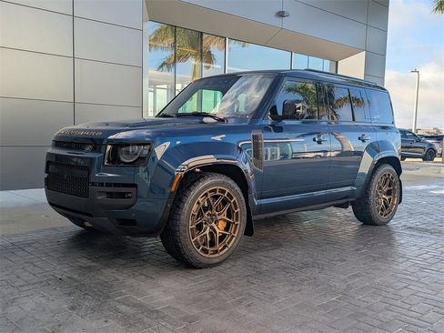 New 2026 Land Rover Defender 110 OCTA image 1