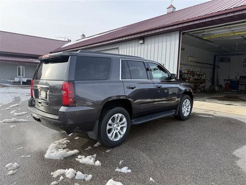 Used 2015 Chevrolet Tahoe LT image 2