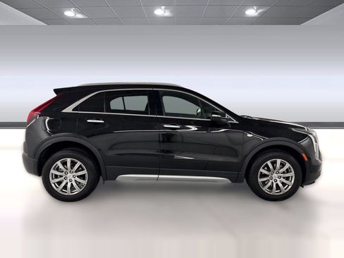 Used 2022 Cadillac XT4 Premium Luxury w/ Safety Alert Package AWD/4WD image 8