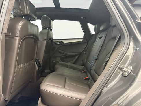 Used 2017 Porsche Macan S AWD/4WD image 12