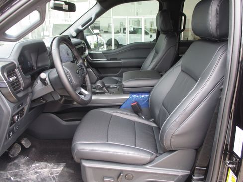 New 2026 Ford F150 Lariat w/ Equipment Group 501A Mid image 10