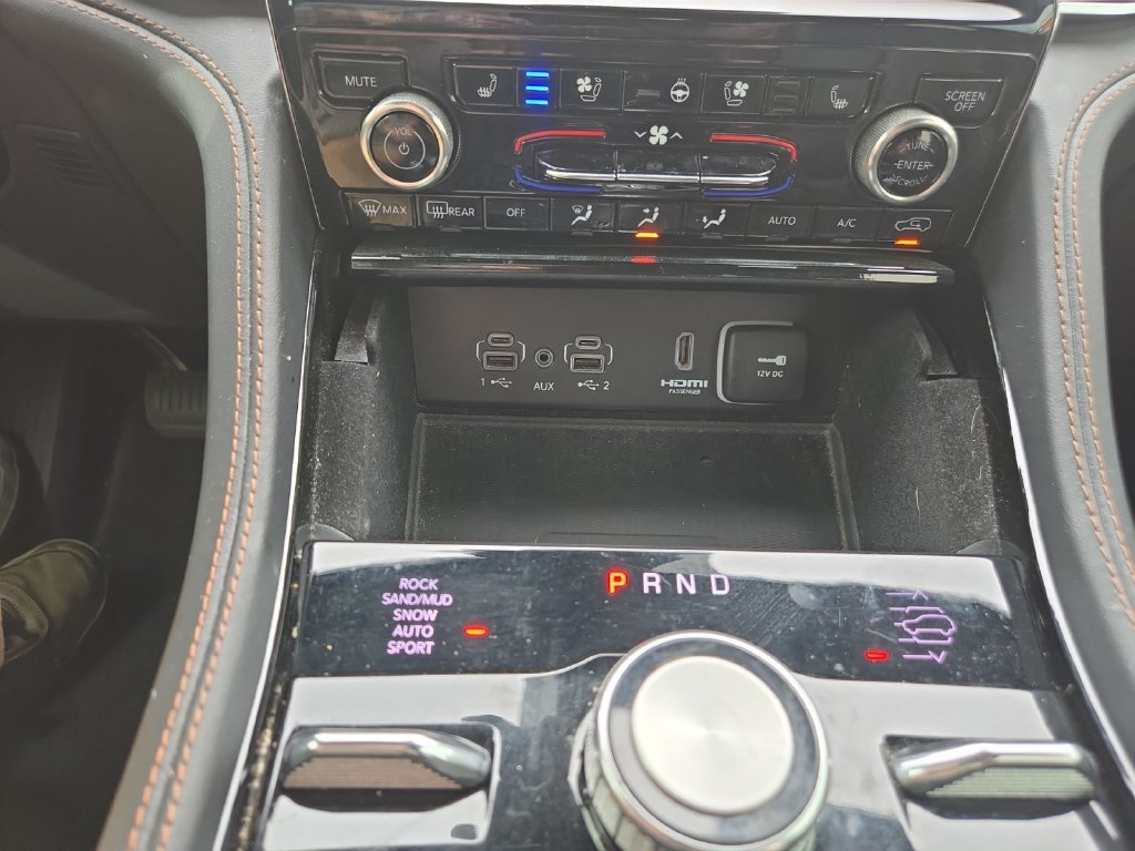 Used 2022 Jeep Grand Cherokee L Summit AWD/4WD image 30
