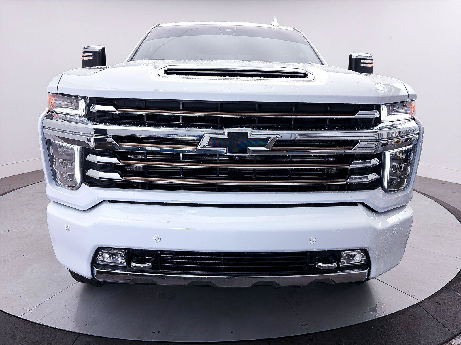 Used 2022 Chevrolet Silverado 2500 High Country w/ Z71 Off-Road Package AWD/4WD image 15