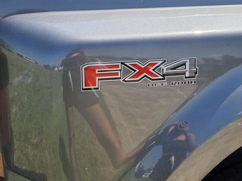 Used 2025 Ford F450 Platinum w/ FX4 Off-Road Package AWD/4WD image 5