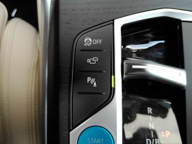 Used 2023 BMW i4 eDrive40 w/ Premium Package RWD image 50