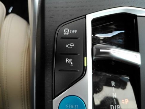 Used 2023 BMW i4 eDrive40 w/ Premium Package RWD image 50