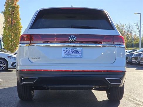 New 2026 Volkswagen Atlas SE FWD image 11