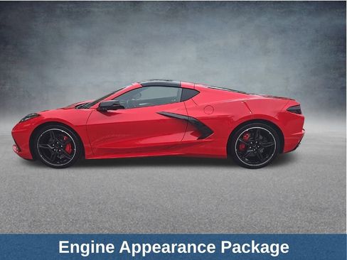 Used 2021 Chevrolet Corvette Stingray Preferred Cpe w/ Engine Appearance Package image 9