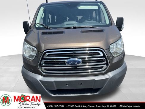 Used 2016 Ford Transit 150 XLT RWD image 3