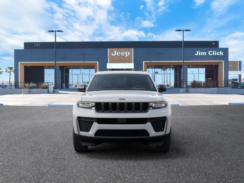 New 2026 Jeep Grand Cherokee L 4WD image 6