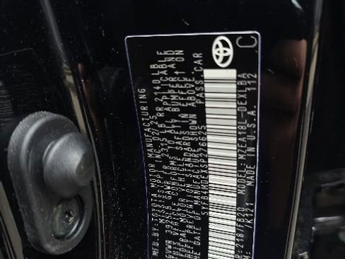 Used 2025 Toyota Corolla LE FWD image 27