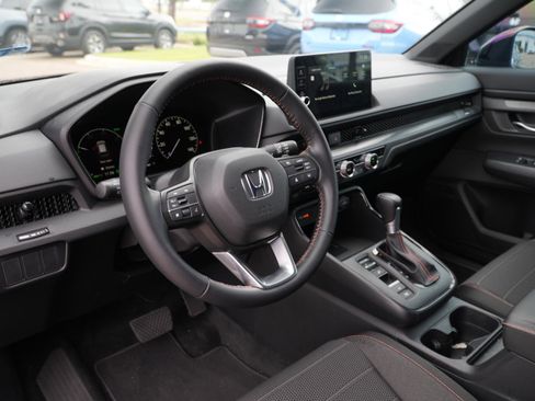 Used 2026 Honda CR-V Sport image 13