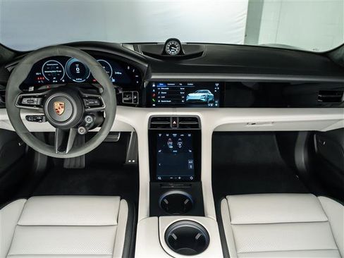 New 2026 Porsche Taycan GTS image 21