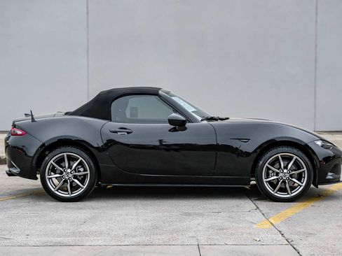 Used 2022 MAZDA MX-5 Miata Grand Touring image 7
