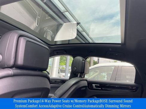 Used 2020 Porsche Cayenne S AWD/4WD image 2