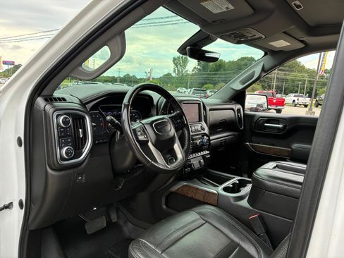Used 2020 GMC Sierra 1500 Denali w/ Denali Ultimate Package AWD/4WD image 14