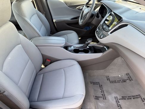 Used 2023 Chevrolet Malibu LT FWD image 9