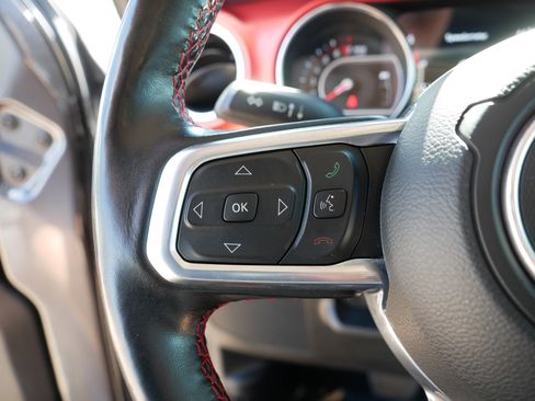 Used 2021 Jeep Wrangler Unlimited Rubicon w/ LED Lighting Group image 23