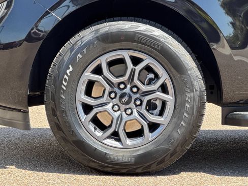 Used 2025 Ford Expedition Active RWD image 40