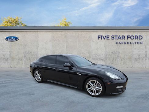 Used 2012 Porsche Panamera 4 image 2