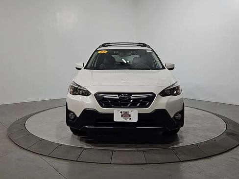 Certified 2022 Subaru Crosstrek 2.0i Premium w/ Moonroof Package image 10