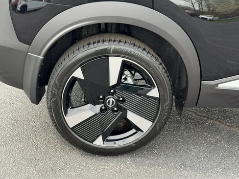 New 2026 Nissan Kicks SR AWD/4WD image 11