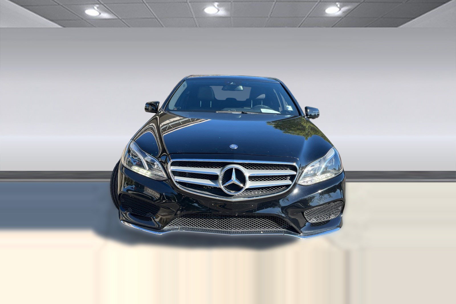 Used 2014 Mercedes-Benz E 350 Sedan image 4