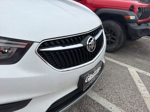 Used 2018 Buick Encore Preferred FWD image 9