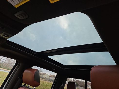 Used 2018 Ford F150 King Ranch w/ Equipment Group 601A Luxury image 28