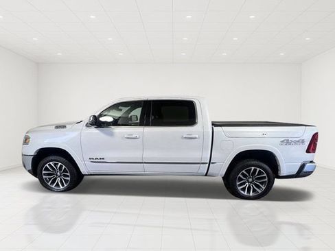 Used 2025 RAM 1500 Limited w/ Off Road Group AWD/4WD image 4