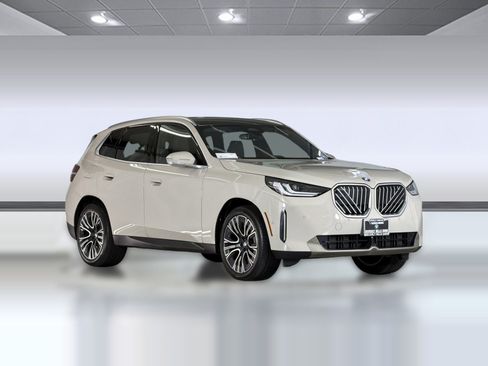 Used 2026 BMW X3 xDrive30i w/ Convenience Package AWD/4WD image 7