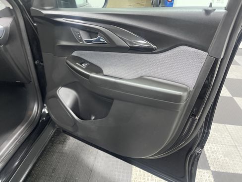 Used 2023 Chevrolet TrailBlazer LT w/ Convenience Package image 25