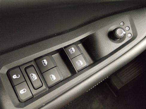 Used 2022 Jeep Grand Cherokee Limited AWD/4WD image 27