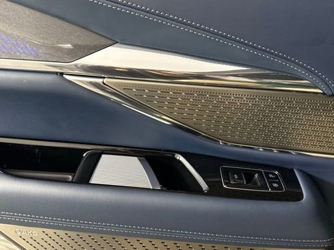 New 2025 Cadillac Escalade IQ Luxury 2 AWD/4WD image 28