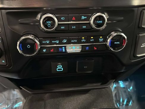 Used 2025 Ford F350 Lariat w/ Camper Package AWD/4WD image 28
