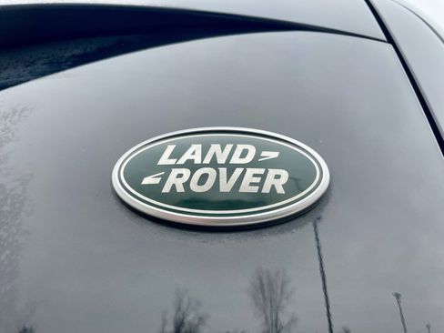 Used 2023 Land Rover Range Rover SE image 33
