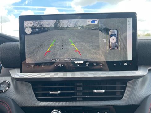 New 2026 Ford Explorer ST-Line AWD/4WD image 14
